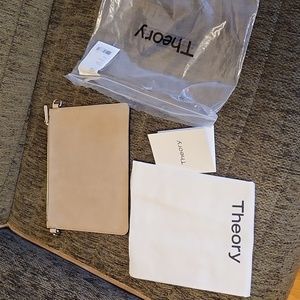 🆕️Theory Transformer khaki pouch ,suede